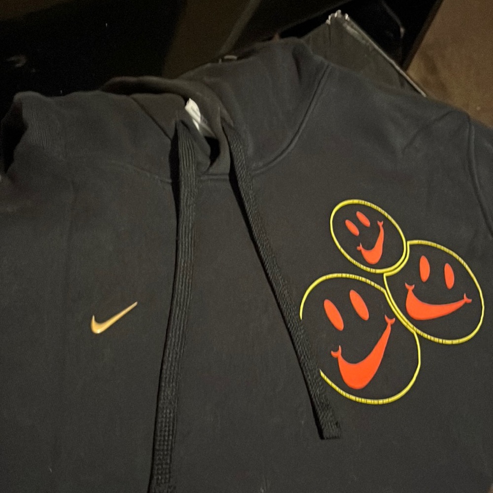 Like new Nike hoodie .
